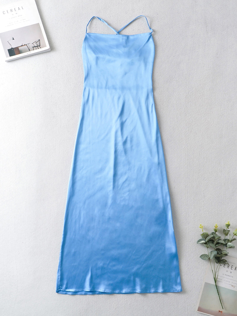 Sexy Maxikleid aus Satin mit Schnürung am Rücken