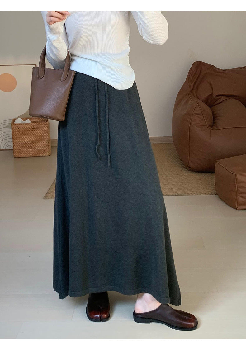 Comfortable All Matching Knitted Waist Slimming Mid Length Skirt