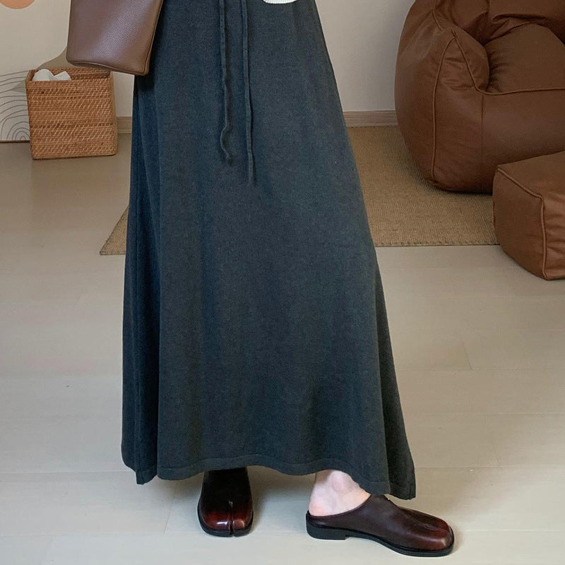 Comfortable All Matching Knitted Waist Slimming Mid Length Skirt