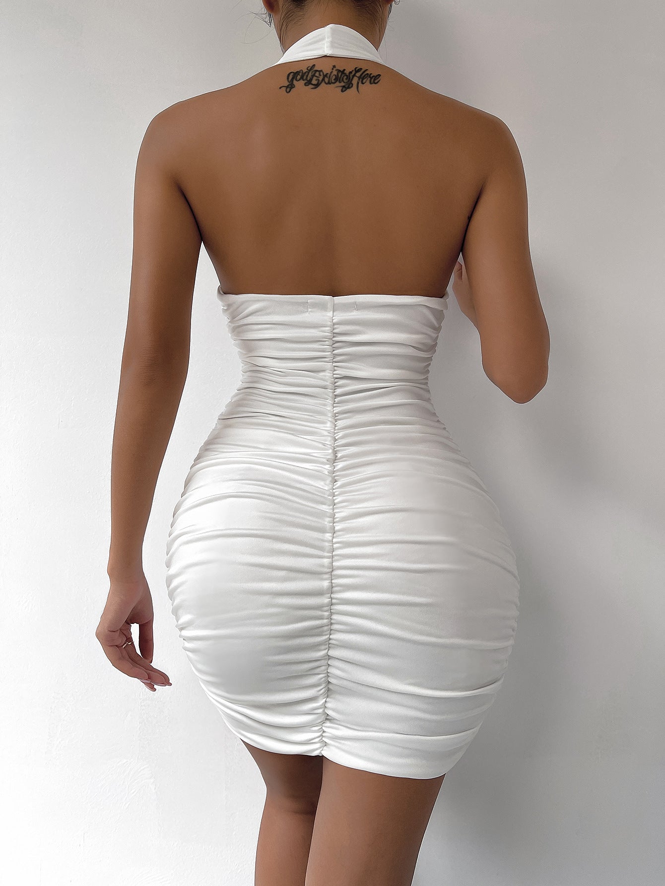 V-neck Halter Backless off-Shoulder Sexy Minimalist Pleated Dress