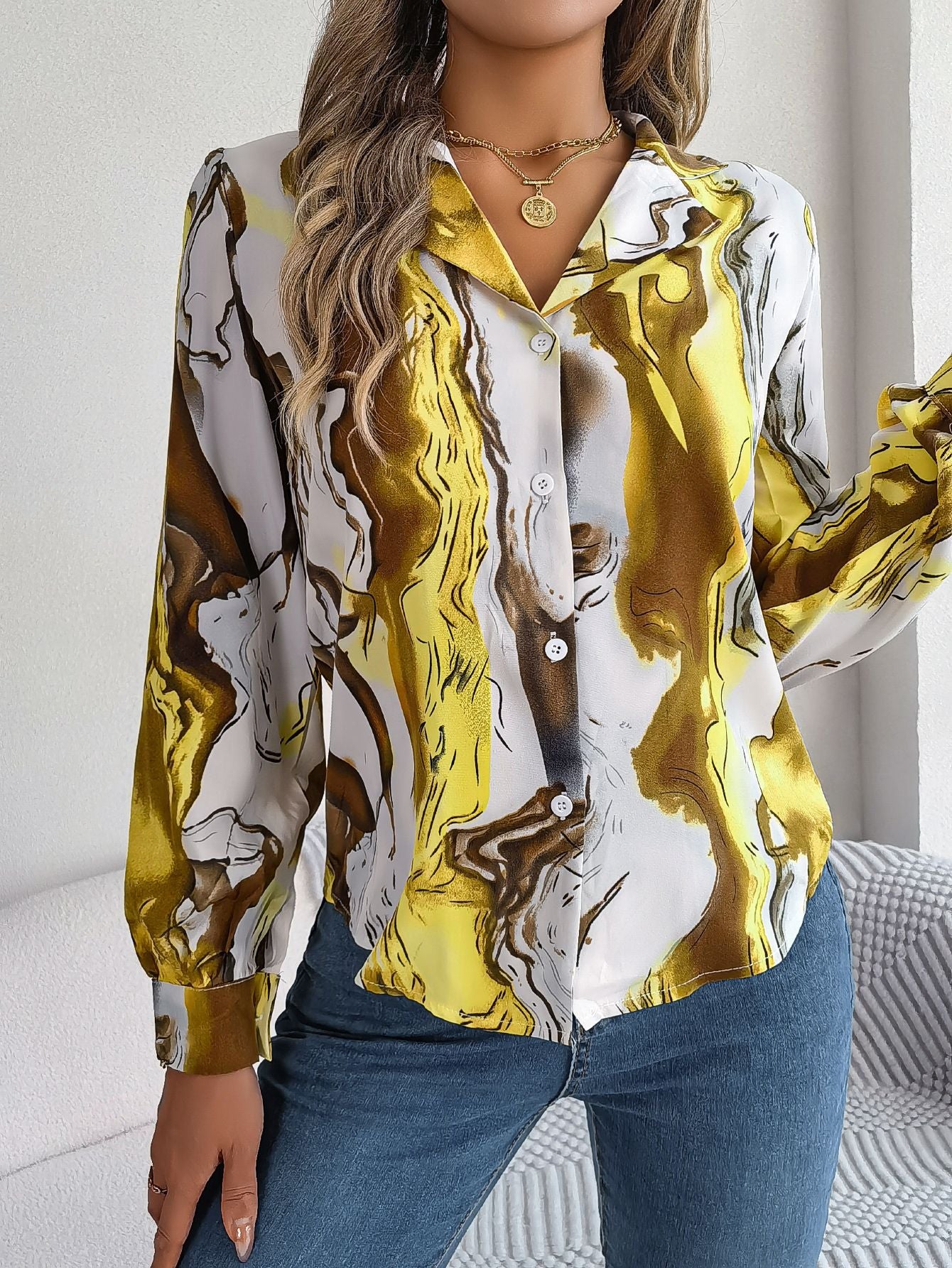 Contrast Color Collar Long Sleeve Shirt