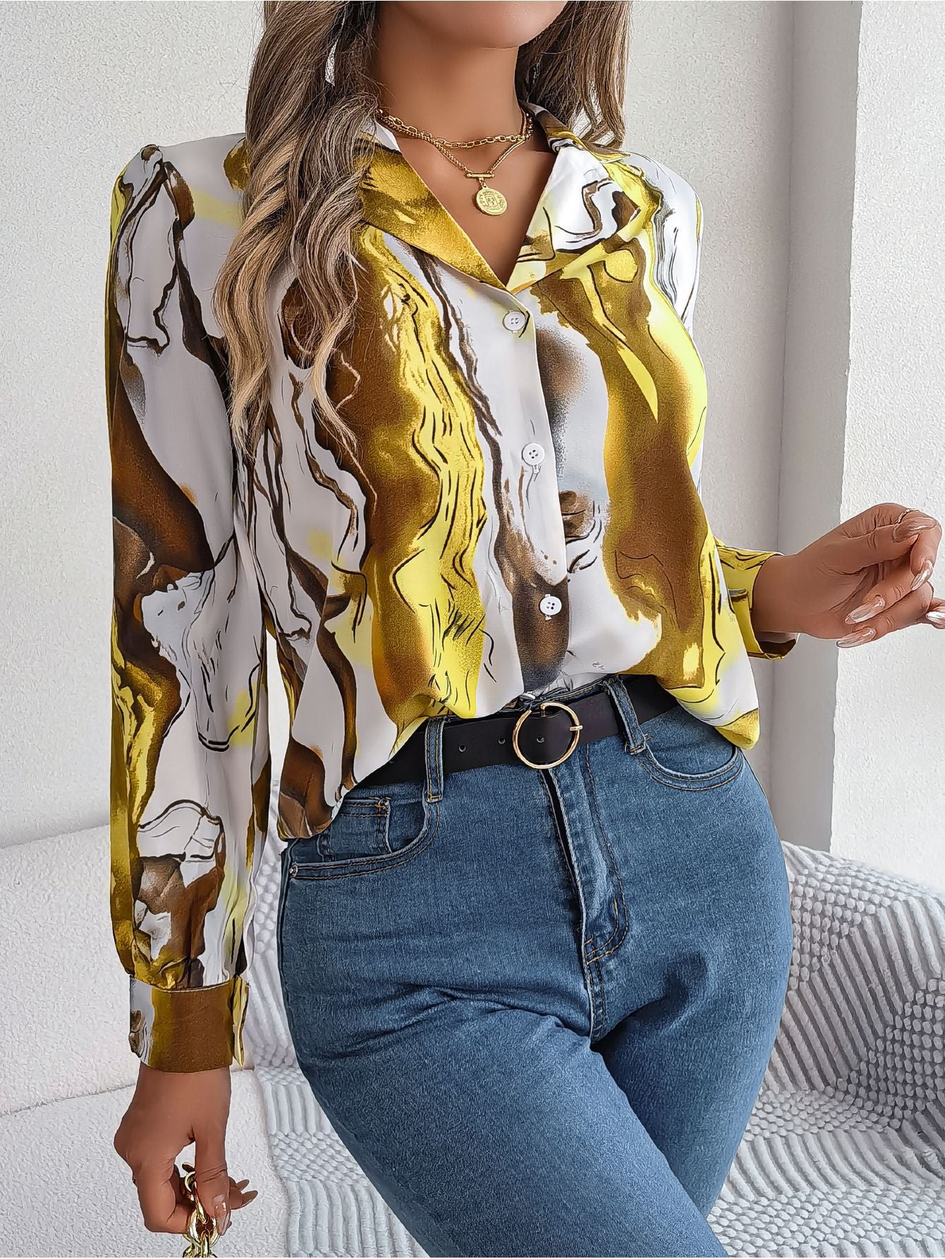 Contrast Color Collar Long Sleeve Shirt