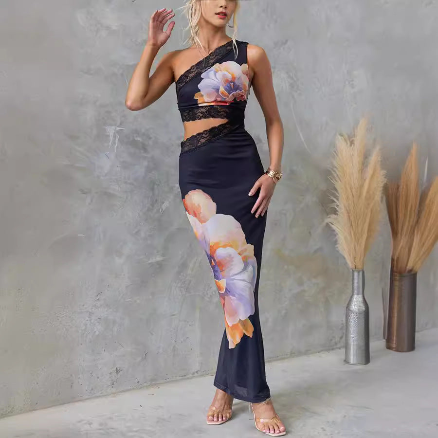 Sexy One-Shoulder-Kleid aus bedruckter Spitze in schmaler Passform