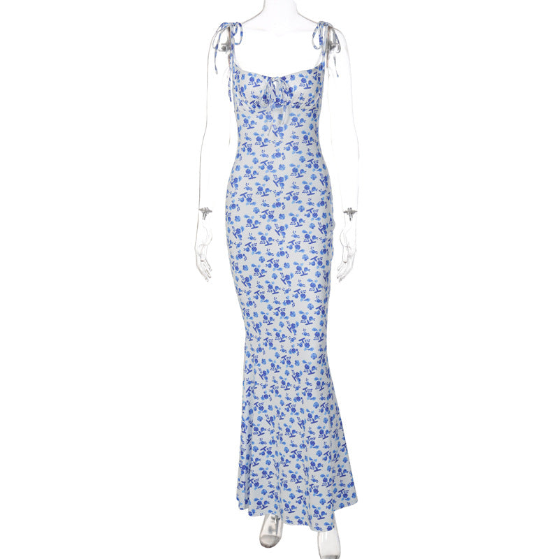 Grande robe trapèze à bretelles florales