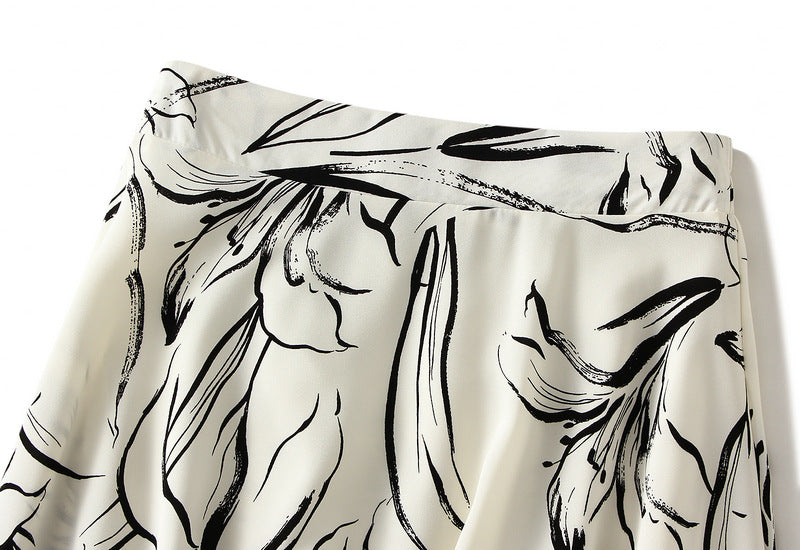 水墨ユリの滑らかなドレープシンプルで優しいエレガントなベージュスカート