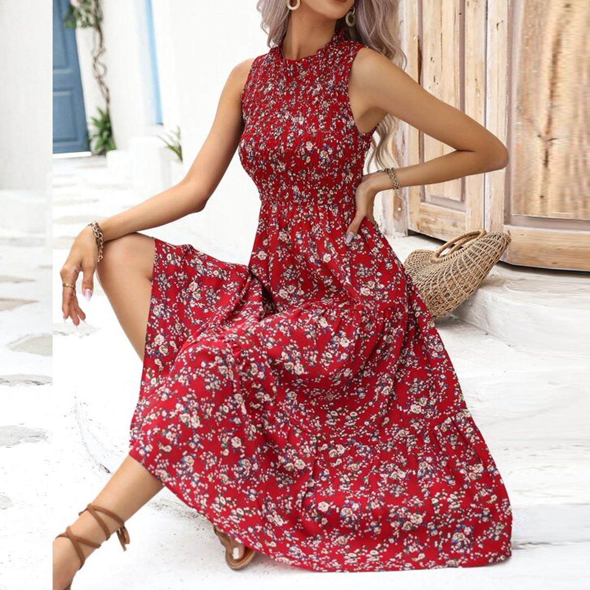 Vestido amplio y elegante con estampado floral