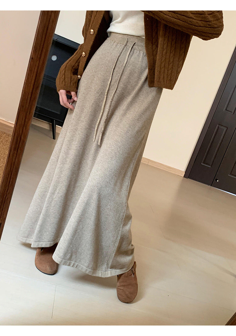 Comfortable All Matching Knitted Waist Slimming Mid Length Skirt