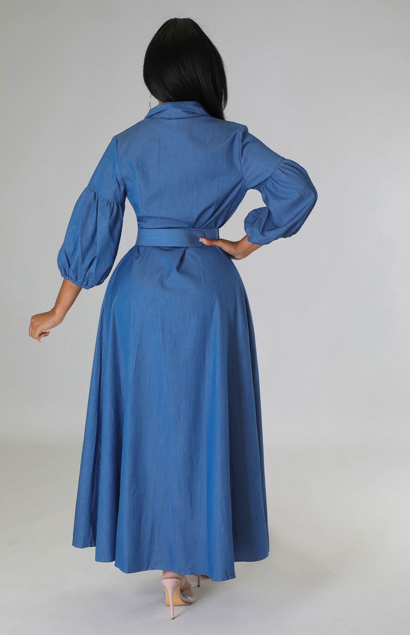 فستان قميص طويل الأكمام من الدنيم الأزرق